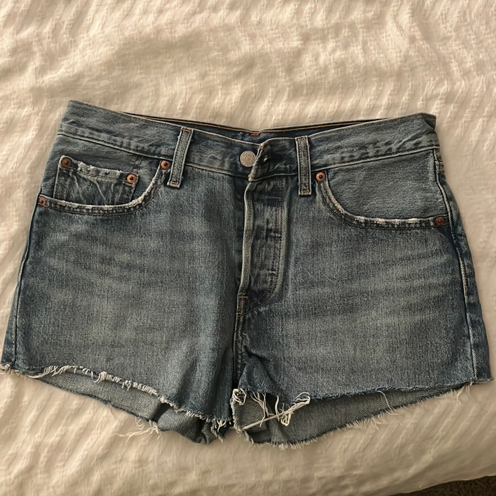 Levi’s Denim Cutoff Shorts 501